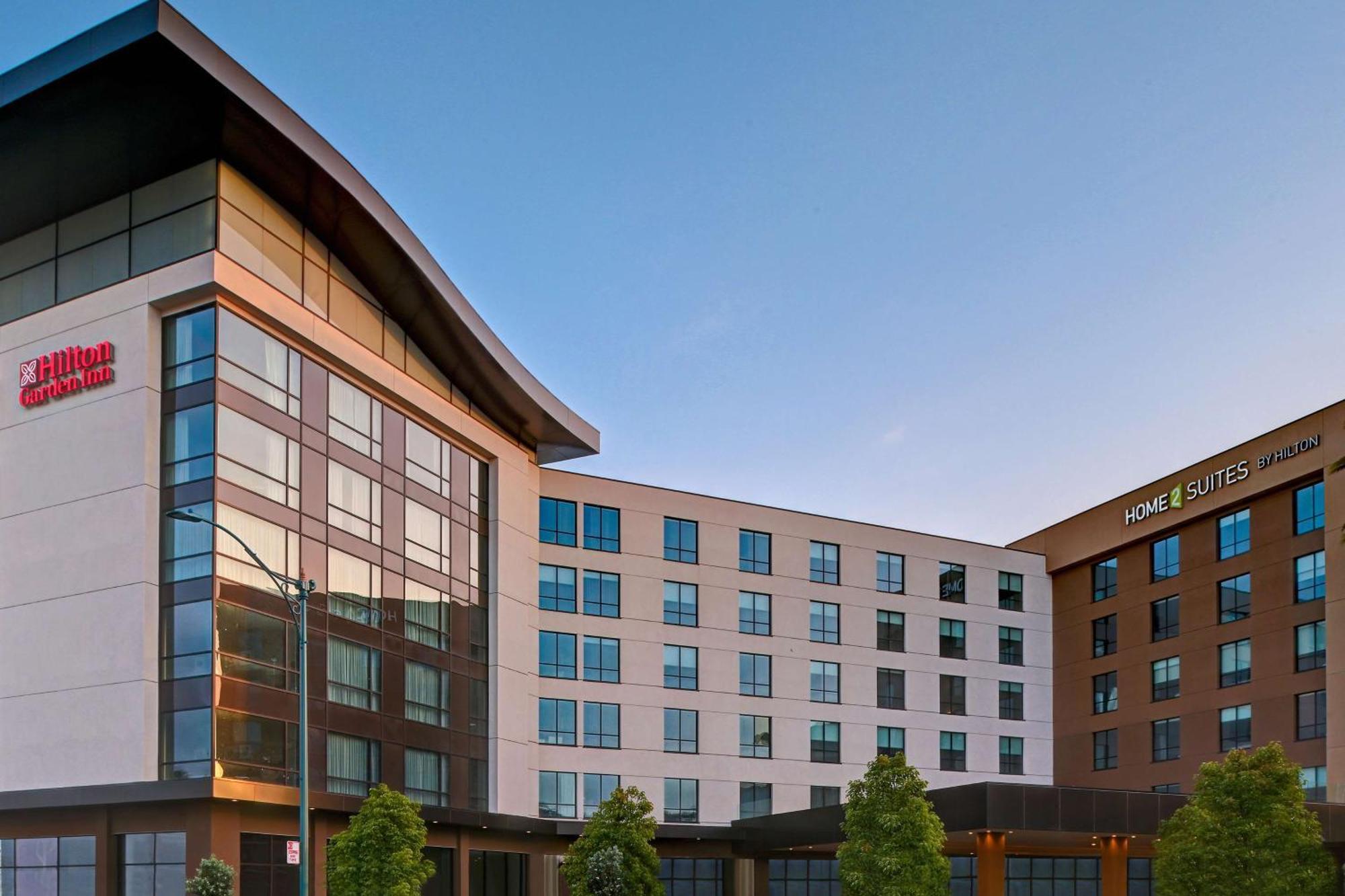 Hilton Garden Inn Anaheim Resort Zewnętrze zdjęcie